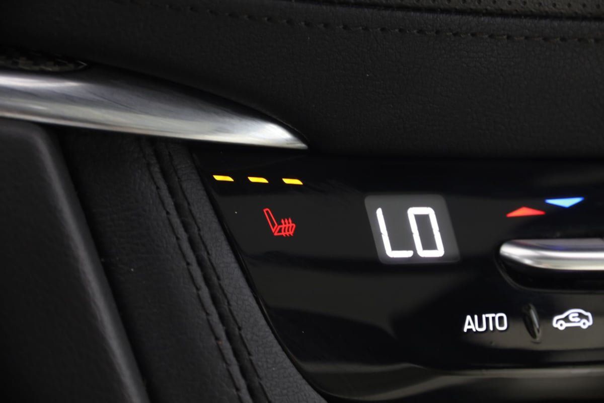 Used 2023 Cadillac XT5 Sportv w/ LPO, Floor Liner Package AWD/4WD image 8