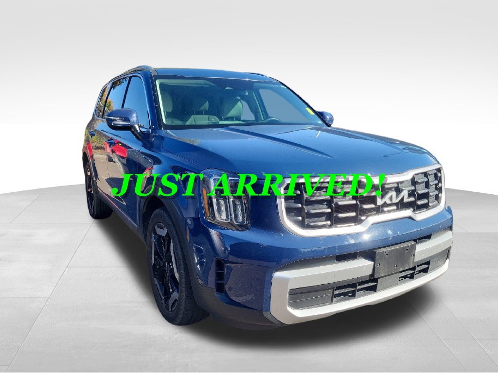 Used 2024 Kia Telluride S w/ S Sunroof Package AWD/4WD image 3