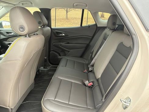 New 2026 Chevrolet Trax ACTIV w/ Driver Confidence Package FWD image 17