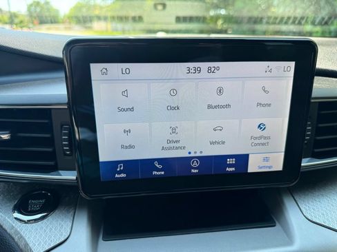 Used 2022 Ford Explorer Timberline w/ Timberline Technology Package AWD/4WD image 30
