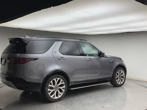 New 2026 Land Rover Discovery Limited Edition AWD/4WD image 2