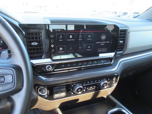 Used 2023 GMC Sierra 1500 SLT w/ SLT Premium Plus Package AWD/4WD image 27