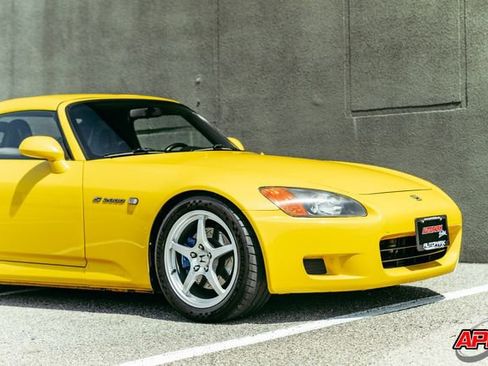 Used 2001 Honda S2000 image 64