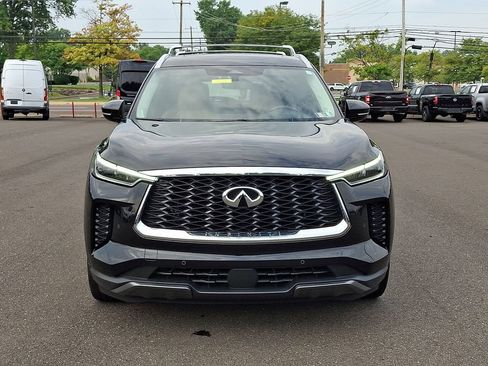 Used 2023 INFINITI QX60 Sensory w/ Vision Package AWD/4WD image 2