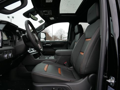 New 2026 GMC Sierra 2500 AT4 w/ AT4 Premium Plus Package image 10