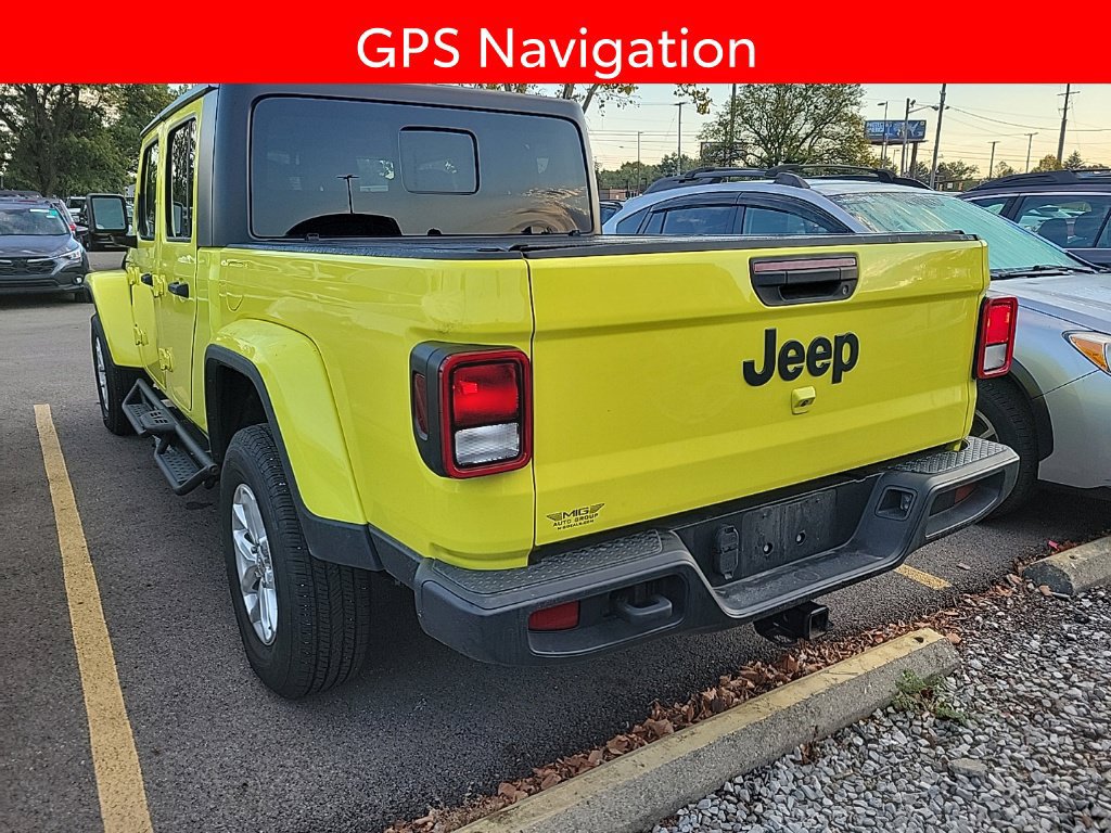 Used 2023 Jeep Gladiator Sport AWD/4WD image 4