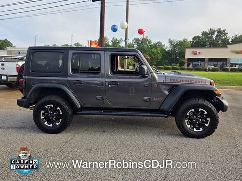 Used 2024 Jeep Wrangler Unlimited Rubicon w/ Technology Group AWD/4WD image 13