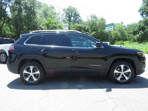 Used 2020 Jeep Cherokee Limited AWD/4WD image 4