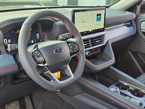 New 2026 Ford Explorer ST-Line image 15