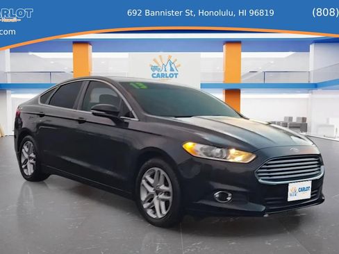Used 2013 Ford Fusion SE FWD image 1