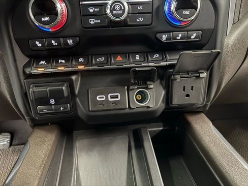 Used 2021 GMC Sierra 1500 SLT w/ SLT Premium Plus Package image 21