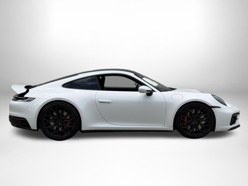 Used 2022 Porsche 911 Carrera 4 GTS AWD/4WD image 2