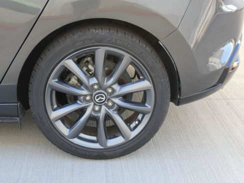 Used 2023 MAZDA MAZDA3 s FWD image 36