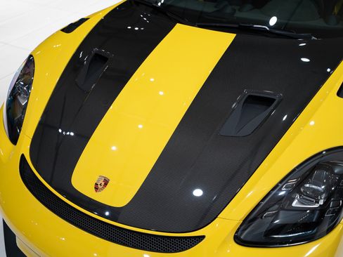 Used 2024 Porsche 718 Cayman GT4 RS RWD image 36