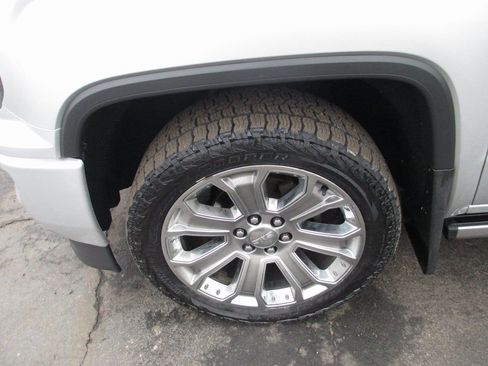 Used 2018 GMC Sierra 1500 Denali w/ Denali Ultimate Package image 14