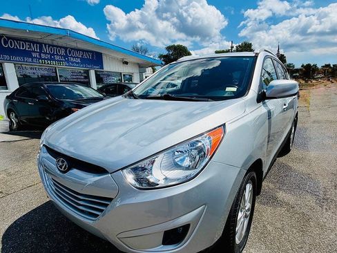 Used 2011 Hyundai Tucson GLS AWD/4WD image 5