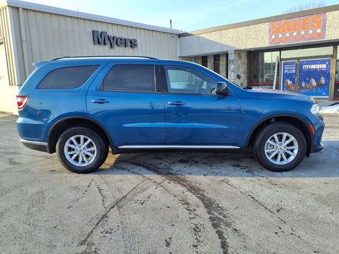 Used 2024 Dodge Durango SXT image 4