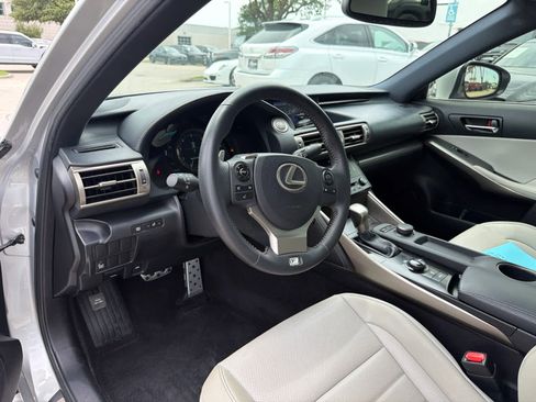 Used 2014 Lexus IS 250 w/ F-Sport Package RWD image 5