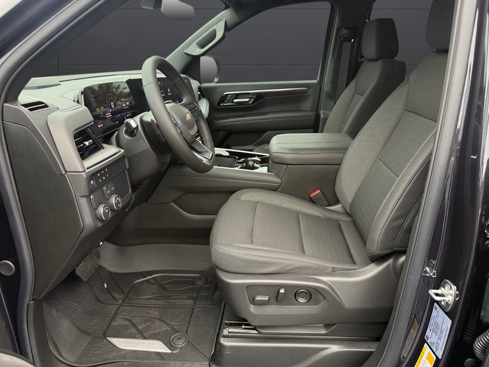 New 2027 Chevrolet Tahoe LS RWD image 3
