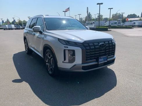 Used 2024 Hyundai Palisade SEL w/ Premium Package AWD/4WD image 11
