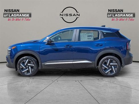 New 2026 Nissan Kicks SV image 8