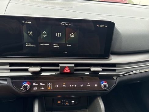 Used 2026 Kia Sportage EX w/ EX Panorama Roof Package image 14