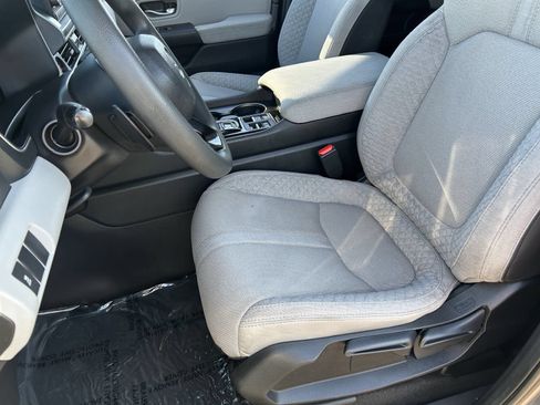 Certified 2023 Honda Pilot LX image 23