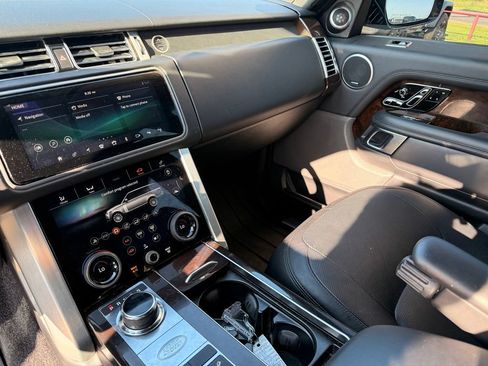 Used 2019 Land Rover Range Rover Supercharged AWD/4WD image 14