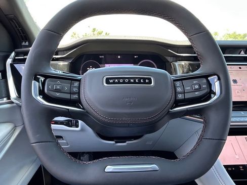 New 2025 Jeep Wagoneer S Limited image 18