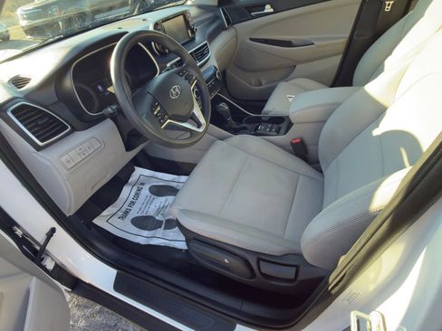 Used 2019 Hyundai Tucson SE image 9