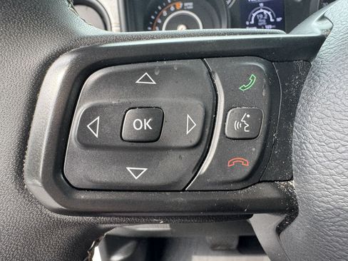 Used 2025 Jeep Gladiator Sport AWD/4WD image 30