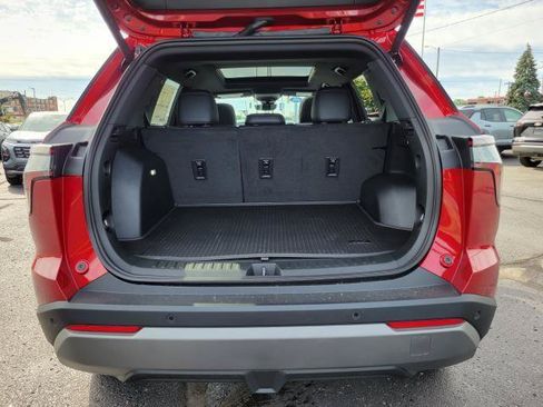 New 2026 Chevrolet Equinox LT w/ Convenience Package II AWD/4WD image 24