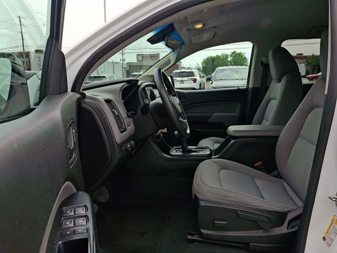 Used 2019 Chevrolet Colorado W/T w/ WT Convenience Package AWD/4WD image 14