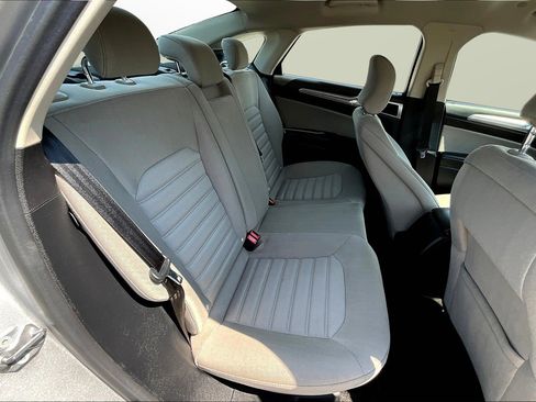 Used 2017 Ford Fusion S image 17
