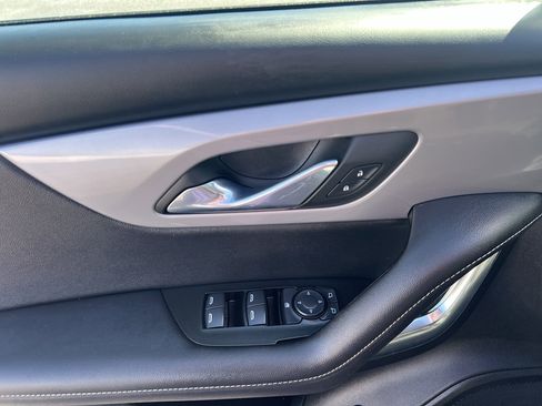 Used 2025 Chevrolet Blazer LT w/ Convenience Package AWD/4WD image 11