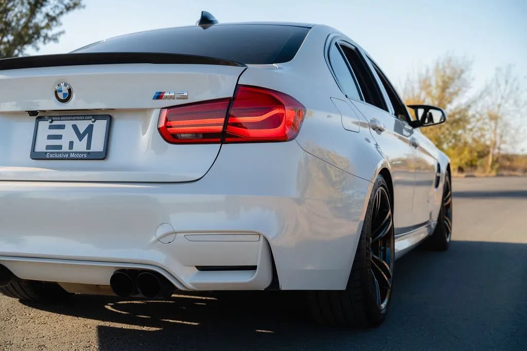 Used 2016 BMW M3 RWD image 17