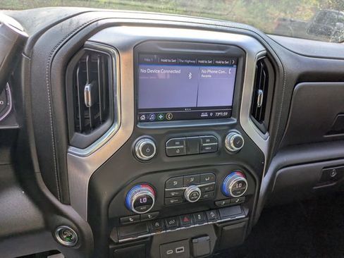 Used 2021 GMC Sierra 1500 Elevation image 19