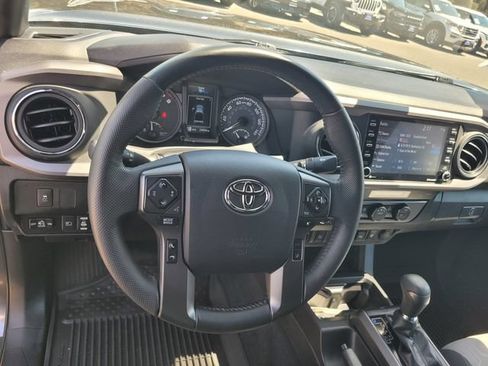 Used 2023 Toyota Tacoma TRD Off-Road w/ Technology Package AWD/4WD image 30