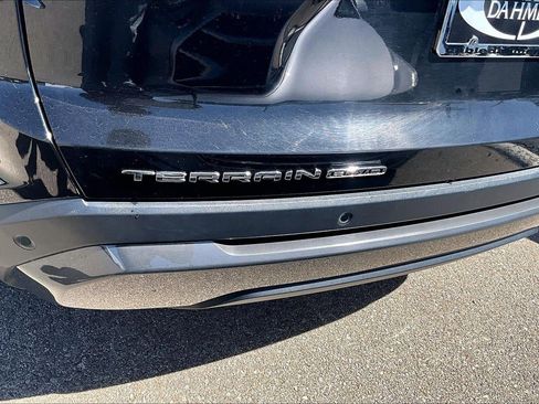 Used 2025 GMC Terrain Elevation AWD/4WD image 32