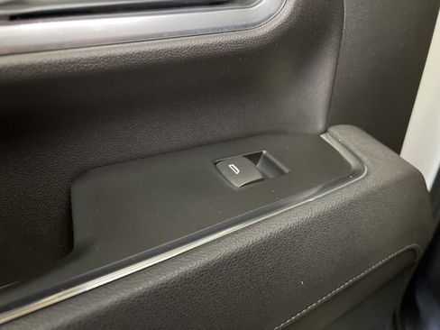 Used 2025 Chevrolet Silverado 2500 LT w/ Convenience Package image 59