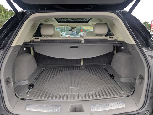 Used 2023 Cadillac XT5 Premium Luxury w/ LPO, Floor Liner Package FWD image 31