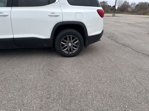 Used 2017 GMC Acadia SLT AWD/4WD image 33