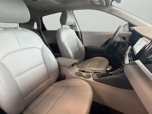 Used 2022 Kia Niro EX Premium FWD image 14