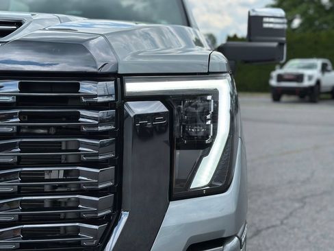 Certified 2024 GMC Sierra 2500 Denali Ultimate w/ Snow Plow Prep/Camper Package AWD/4WD image 40