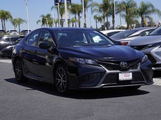 Used 2024 Toyota Camry SE FWD video 2