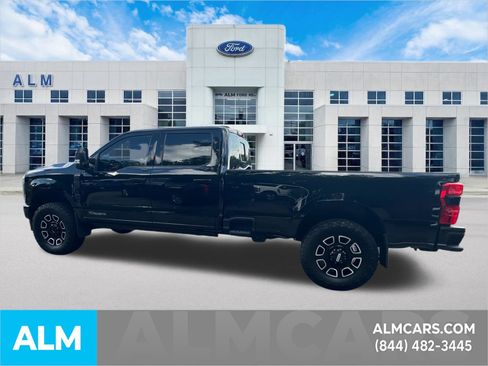 Certified 2025 Ford F250 Platinum AWD/4WD image 9