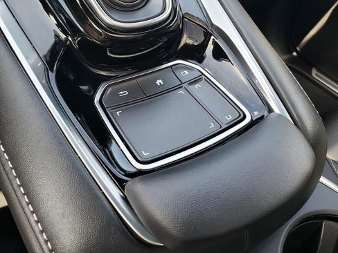 Certified 2025 Acura RDX SH-AWD image 29