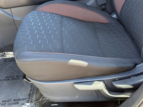 Used 2022 Nissan Kicks SR FWD image 23