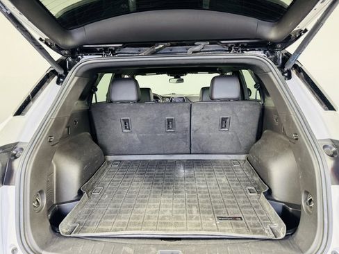 Used 2022 Chevrolet Blazer RS w/ Enhanced Convenience Package FWD image 30