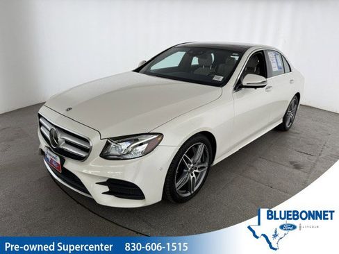 Used 2019 Mercedes-Benz E 300 4MATIC image 1